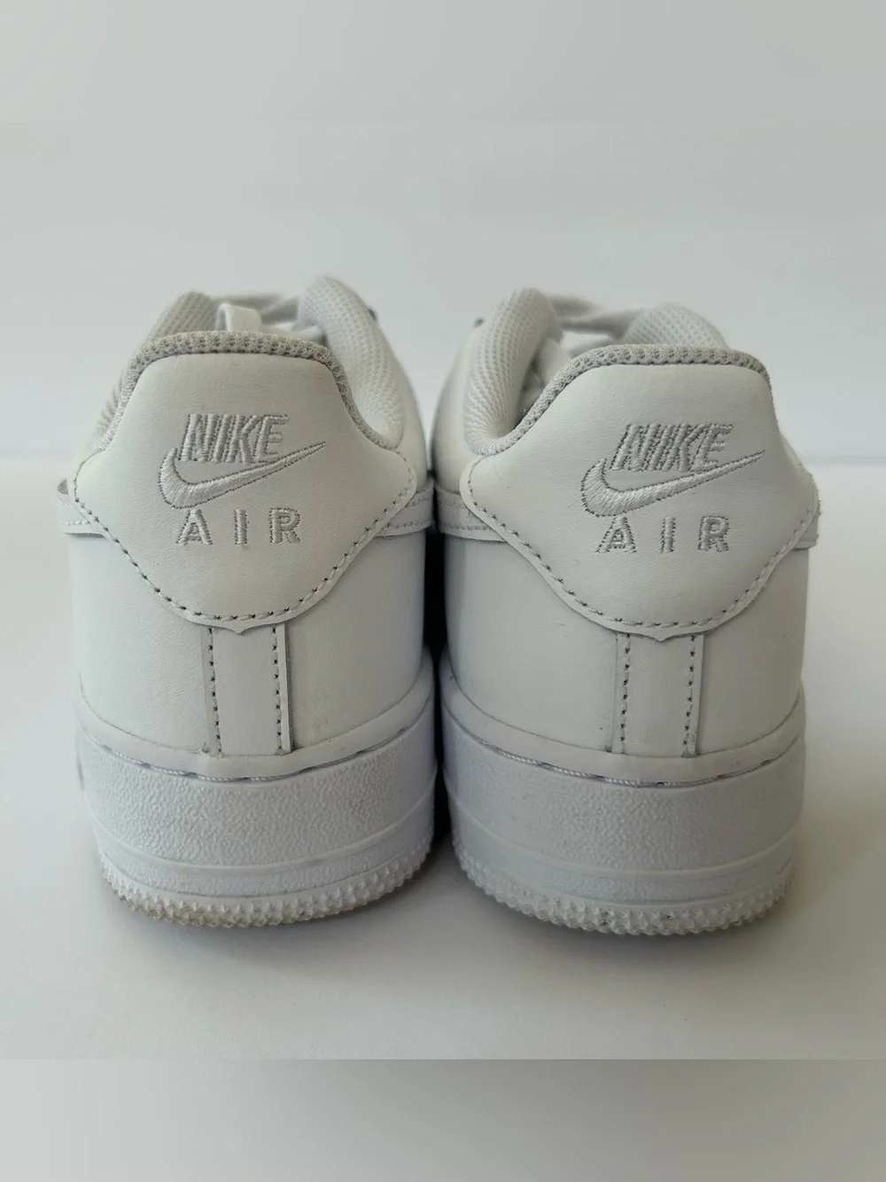 Nike women’s classic